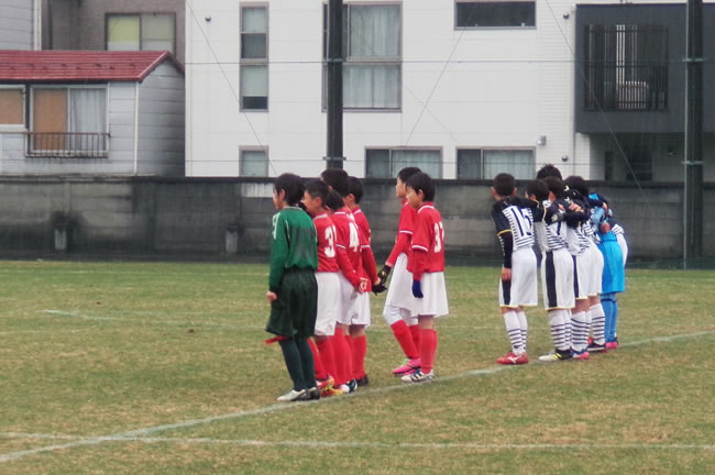 雨の中、先制するも、FKから追いつかれ勝負はPK戦にもつれ込むが3-2で競り勝った!
