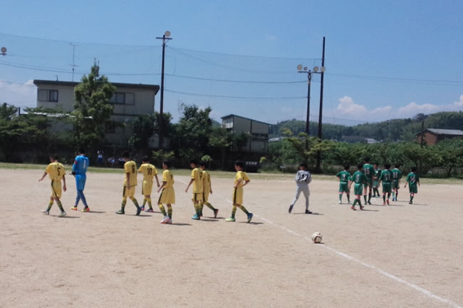 予選リーグ初戦は滋賀の亀山SSS 強かったが何とか0-0で引き分けた